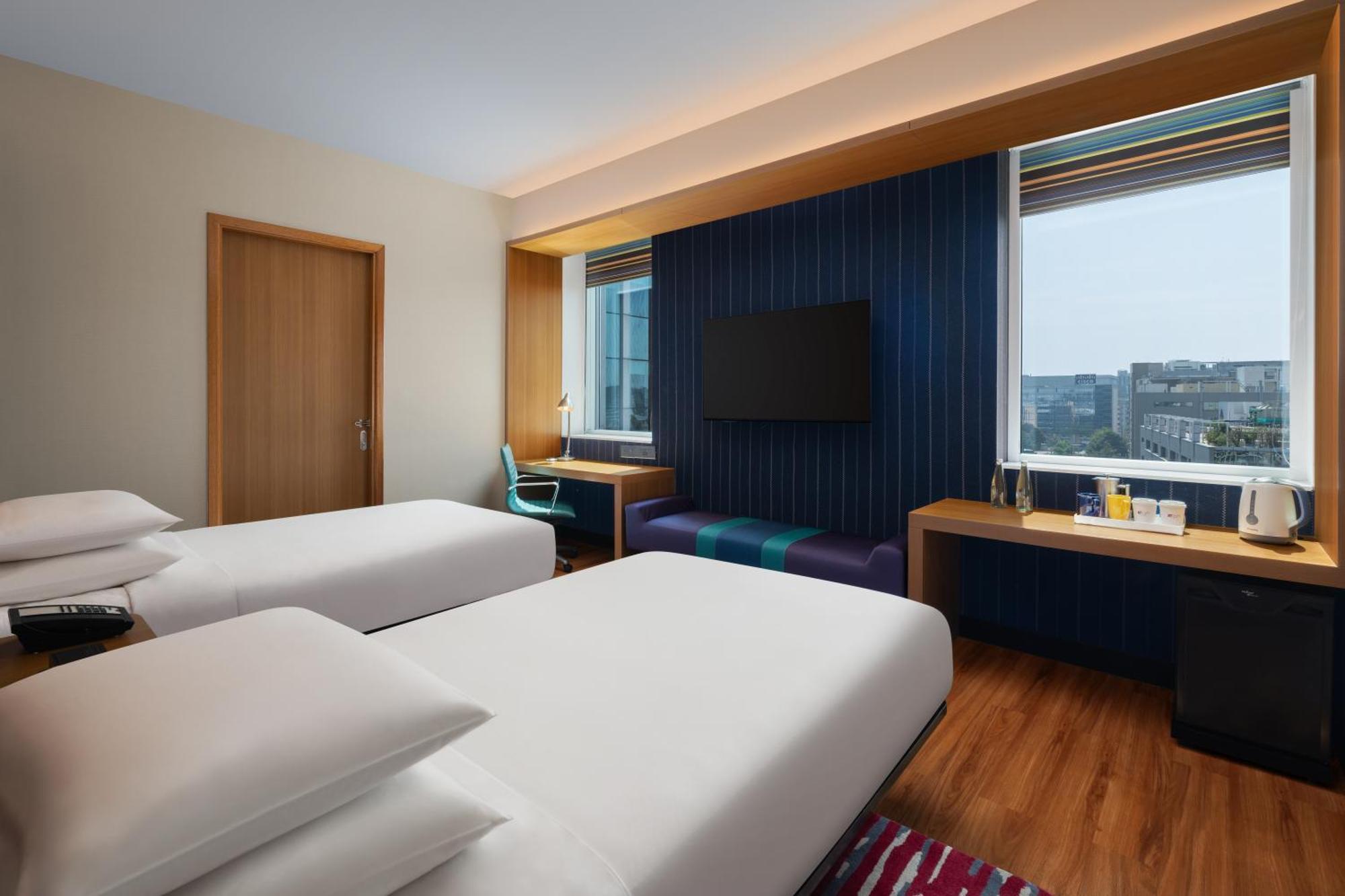 Готель Aloft Bengaluru Outer Ring Road Екстер'єр фото