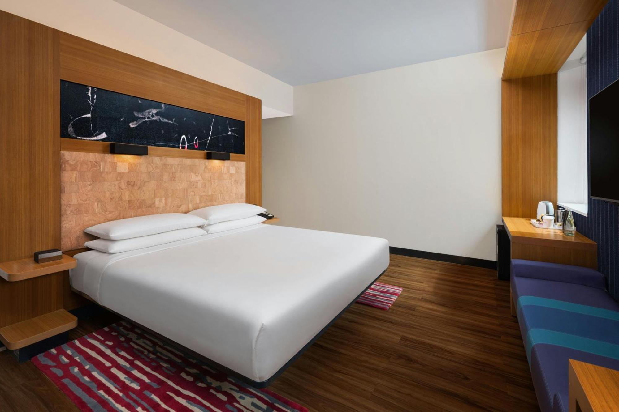 Готель Aloft Bengaluru Outer Ring Road Екстер'єр фото
